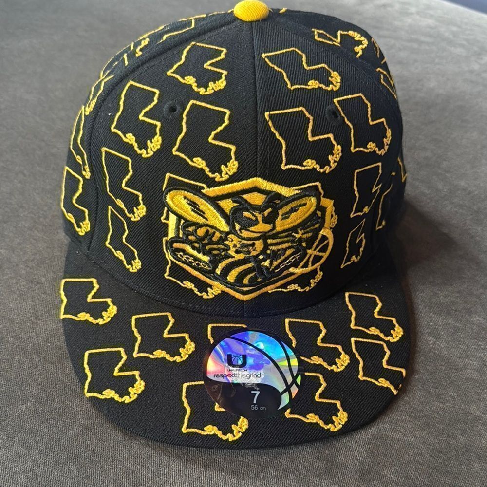Vintage Adult Unisex New Orleans Hornets NBA Black & Yellow Cap Hat Size 7 NEW